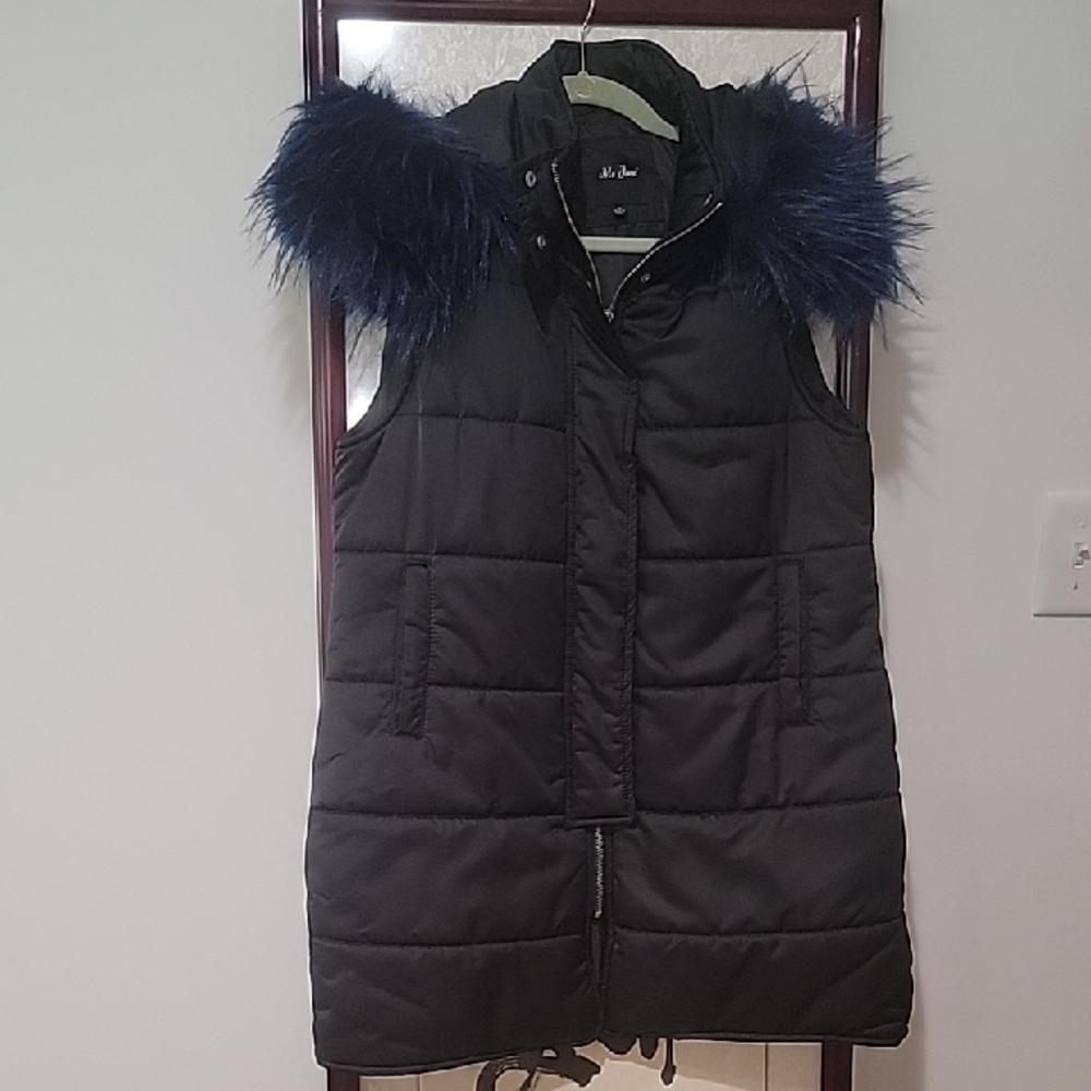 Me Jane Black Vest with Blue Fur Hood
